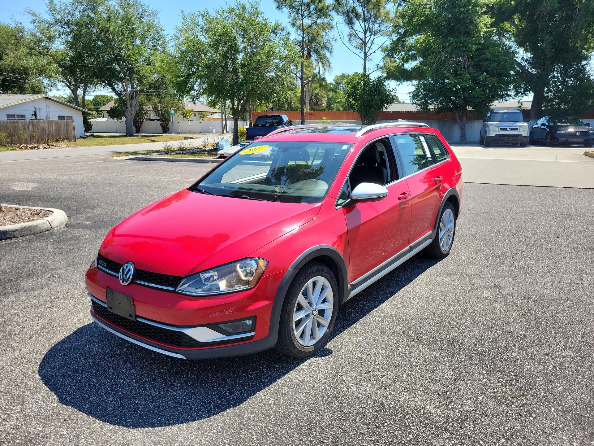 Used 2017 Volkswagen Golf Alltrack SE AWD/4WD image 11