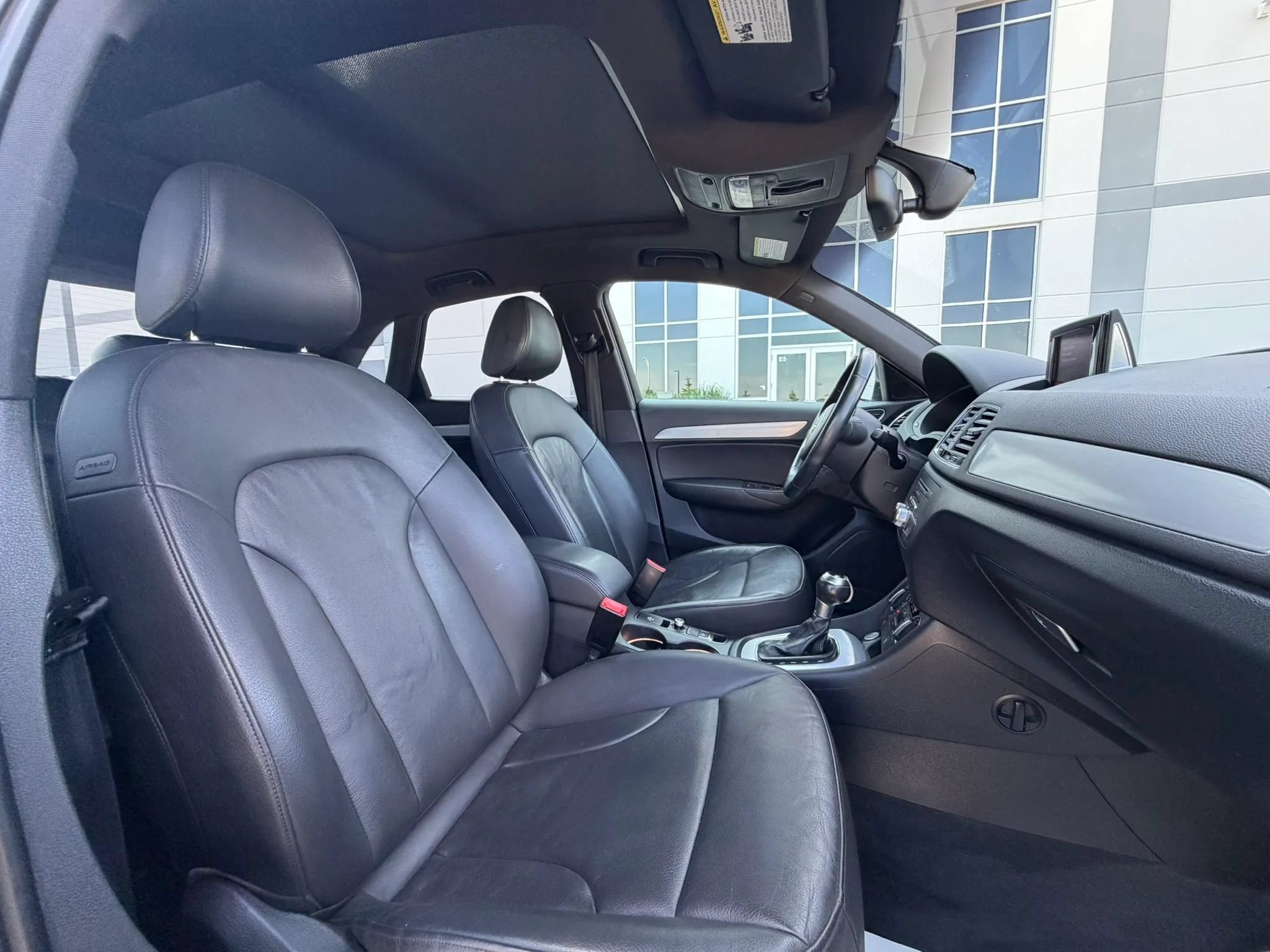 Used 2018 Audi Q3 2.0T Premium FWD image 23