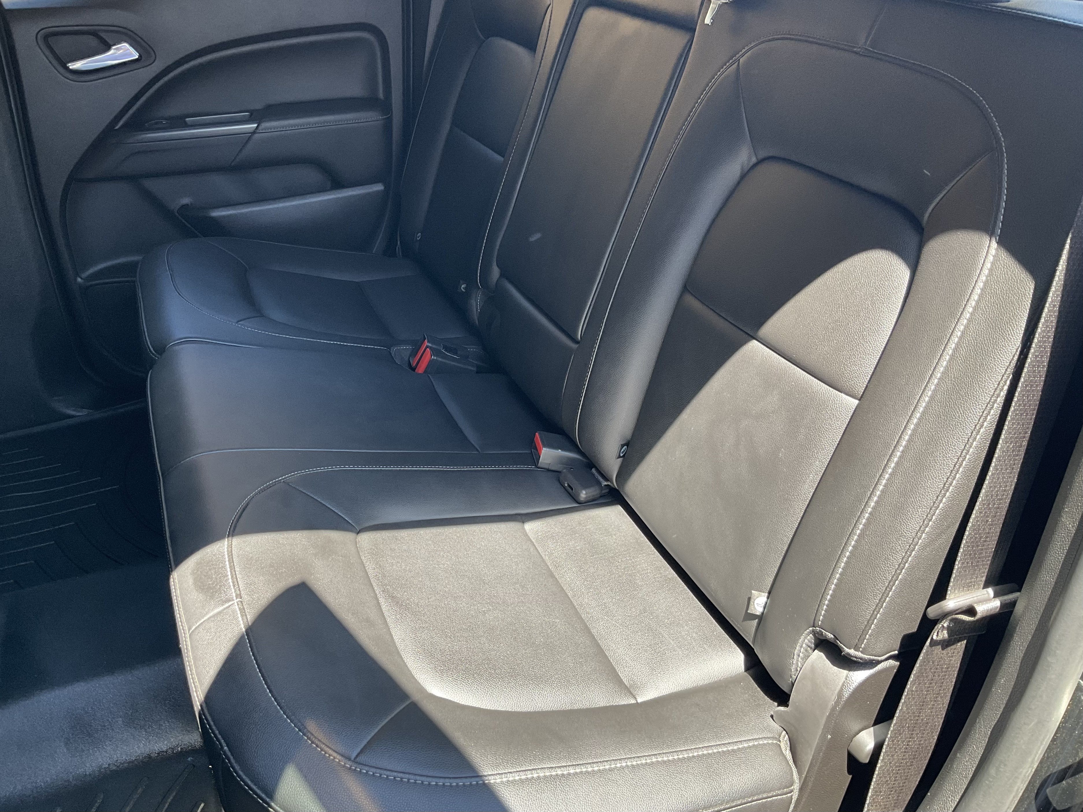 Used 2017 GMC Canyon SLT w/ Driver Alert Package AWD/4WD image 38