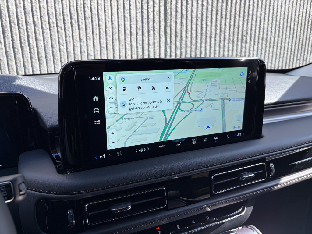 New 2027 Lincoln Aviator AWD w/ Jet Appearance Package image 36