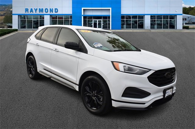 Used 2022 Ford Edge SE w/ Black Appearance Package