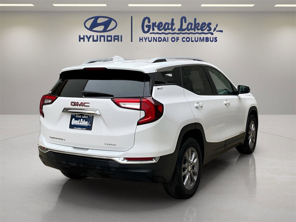 Used 2024 GMC Terrain SLT image 5