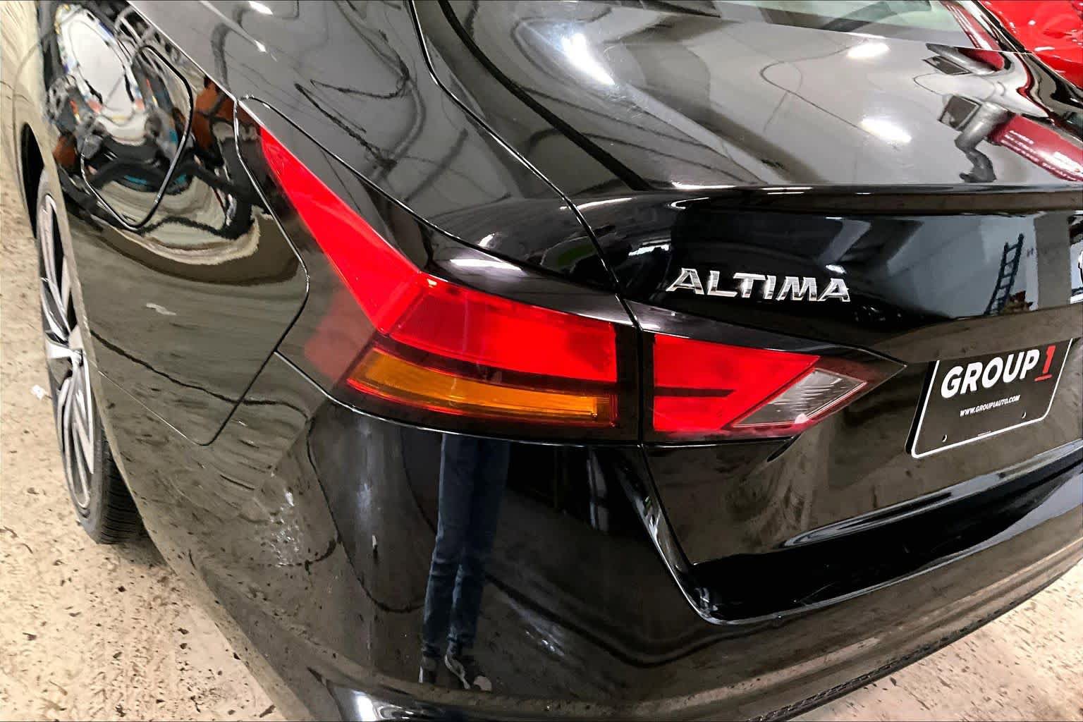Used 2019 Nissan Altima 2.5 Platinum FWD image 28