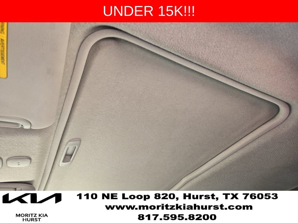 Used 2016 Nissan Juke SV AWD/4WD image 27