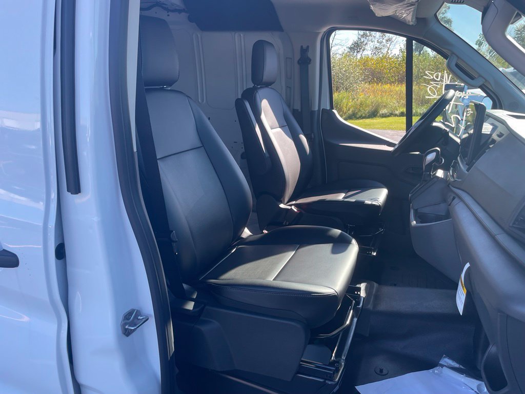 New 2027 Ford Transit 150 Low Roof RWD image 15