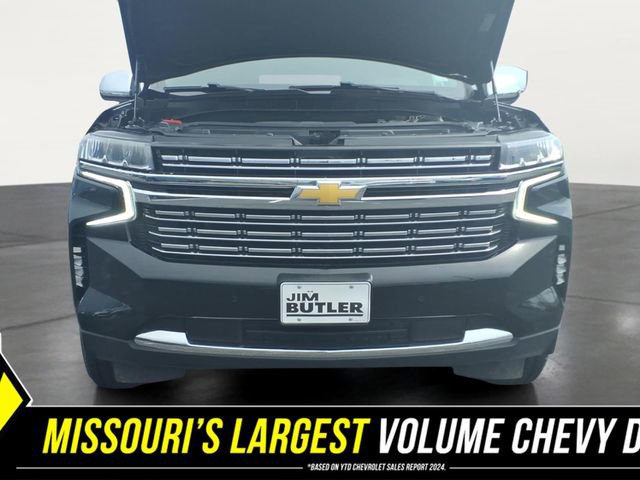 Used 2024 Chevrolet Suburban Premier AWD/4WD image 28