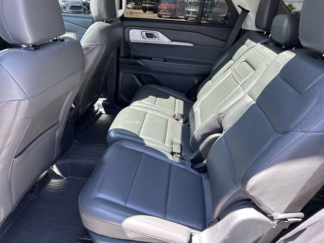 Used 2025 Ford Explorer Active w/ Active Comfort Package AWD/4WD image 27