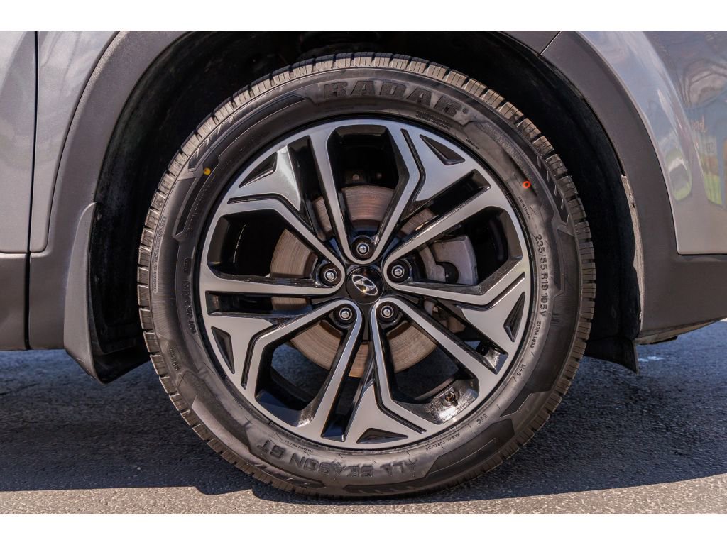 Used 2019 Hyundai Santa Fe AWD image 9