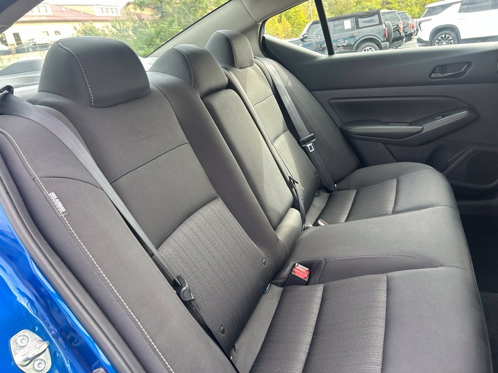 Used 2025 Nissan Altima 2.5 SV FWD image 37