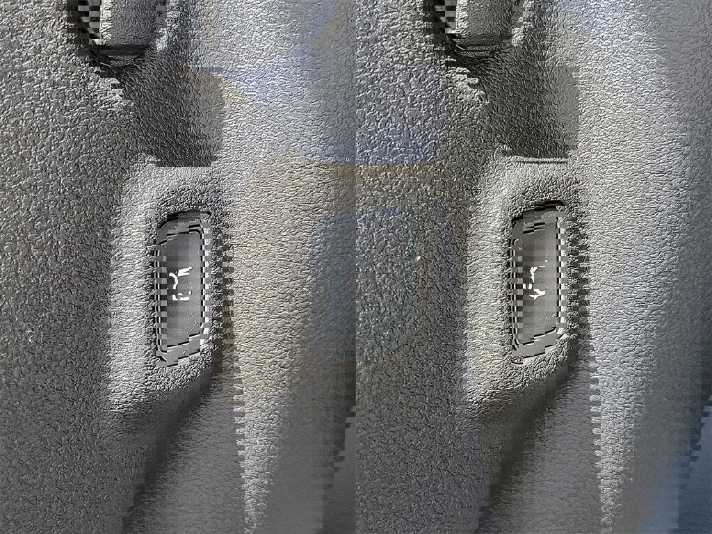 New 2026 Jeep Compass Latitude w/ Sun and Sound Group image 19