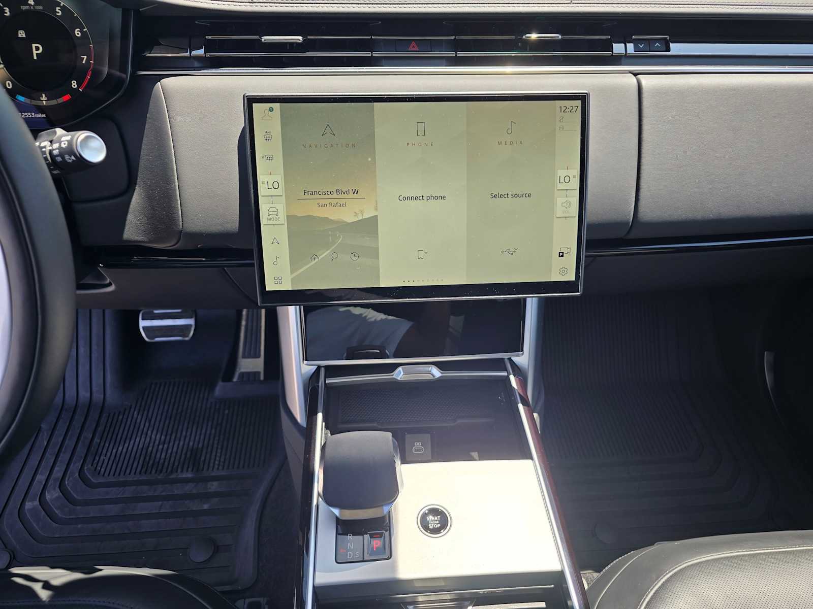 Used 2024 Land Rover Range Rover Long Wheelbase Autobiography AWD/4WD image 31