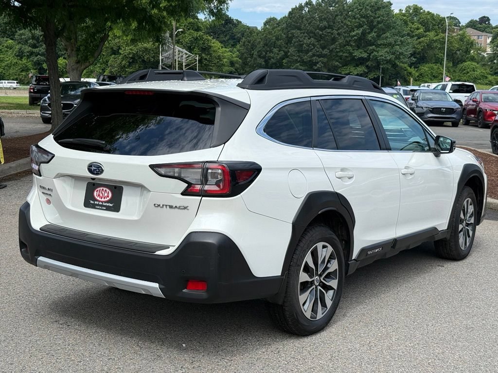 Used 2023 Subaru Outback Limited AWD/4WD image 8