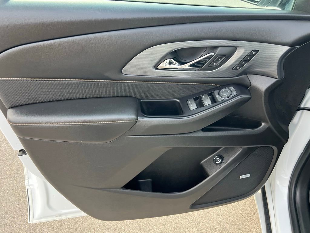 Used 2018 Chevrolet Traverse Premier image 14
