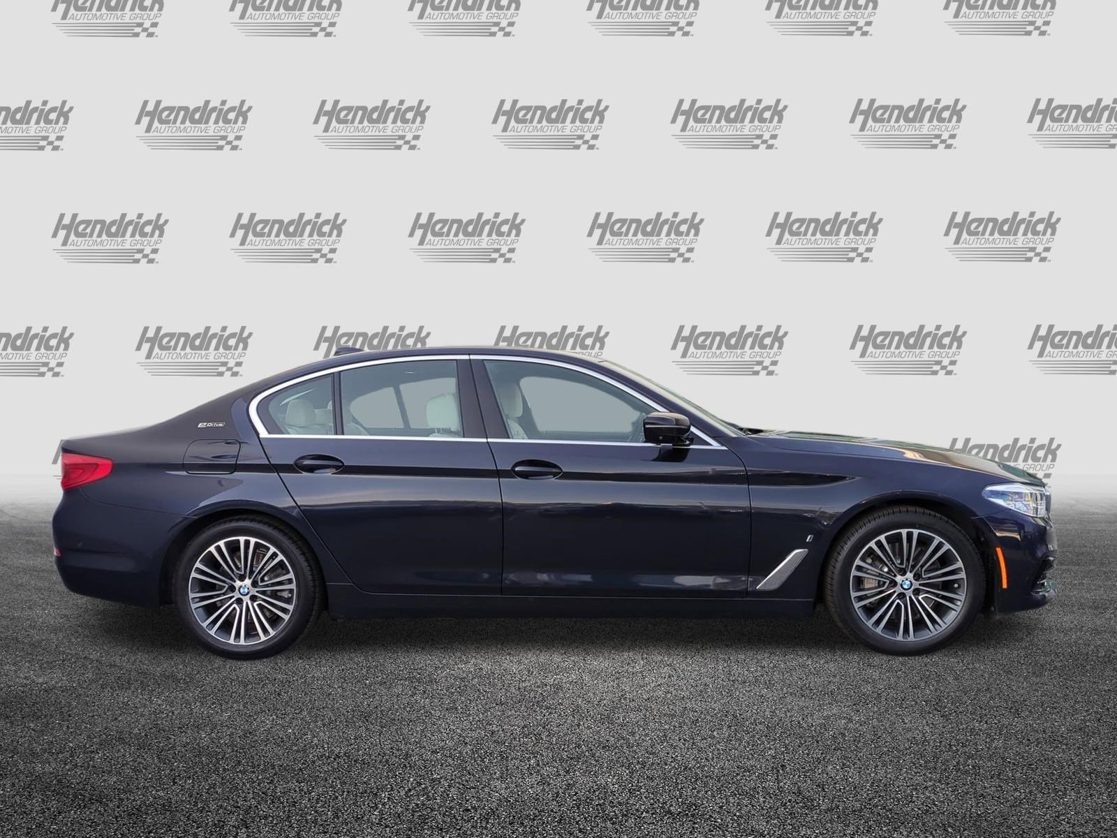 Used 2019 BMW 530e w/ Convenience Package image 11
