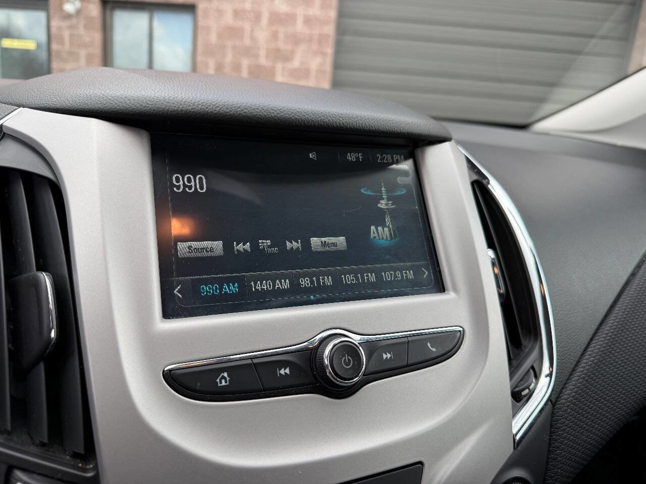 Used 2017 Chevrolet Cruze LS image 18