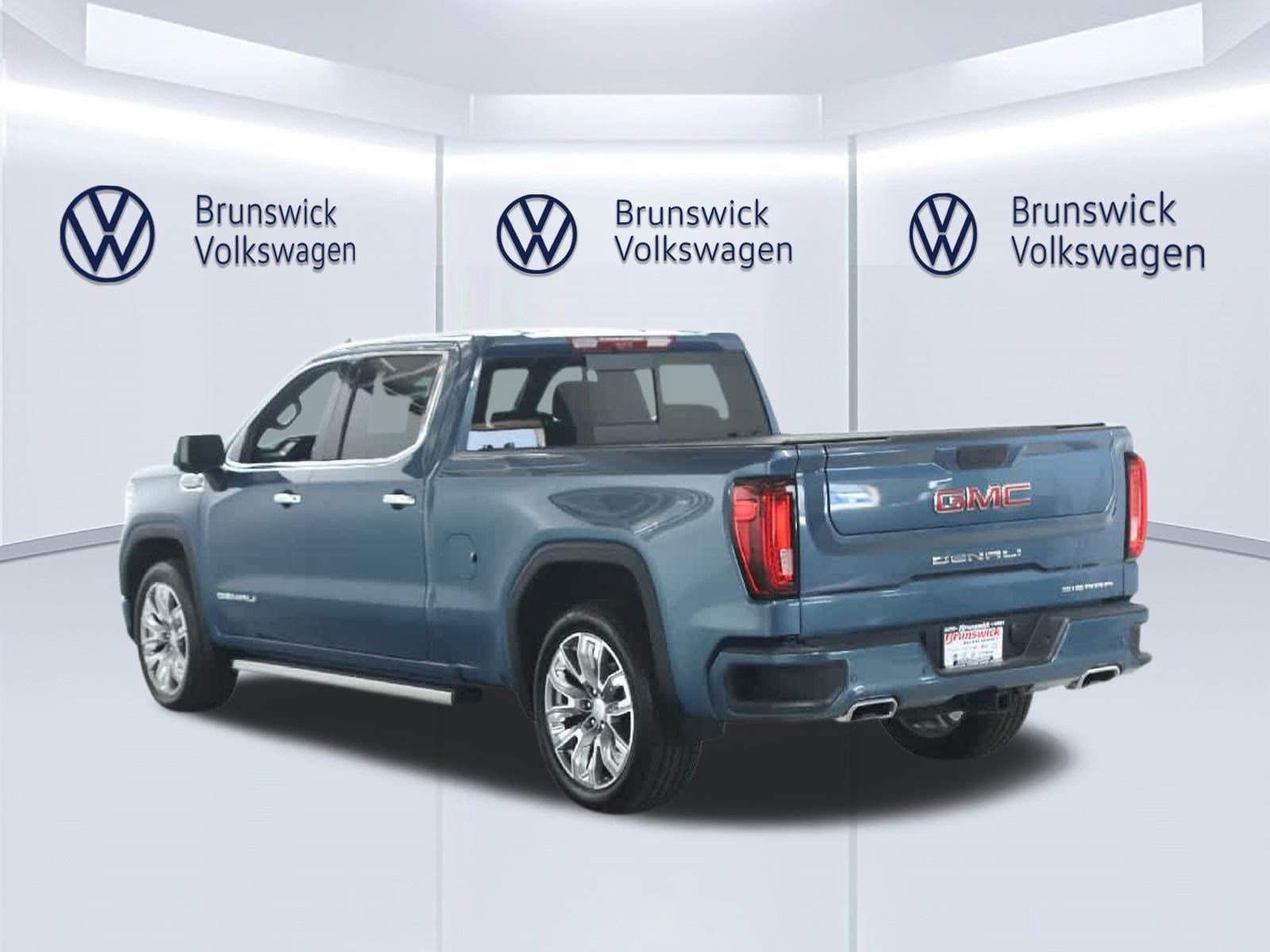 Used 2025 GMC Sierra 1500 Denali w/ Denali Reserve Package AWD/4WD image 40