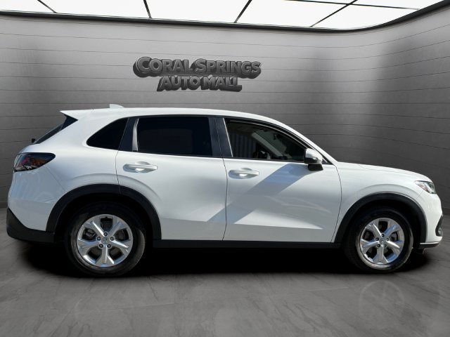 Certified 2025 Honda HR-V LX image 8