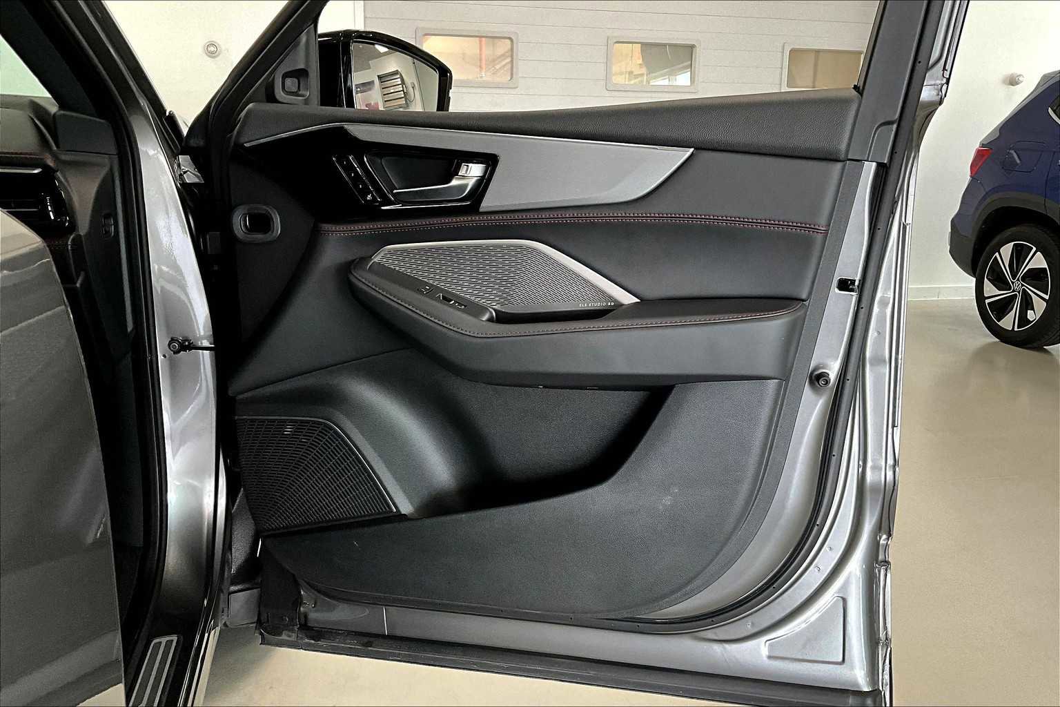 Certified 2024 Acura MDX A-Spec image 26