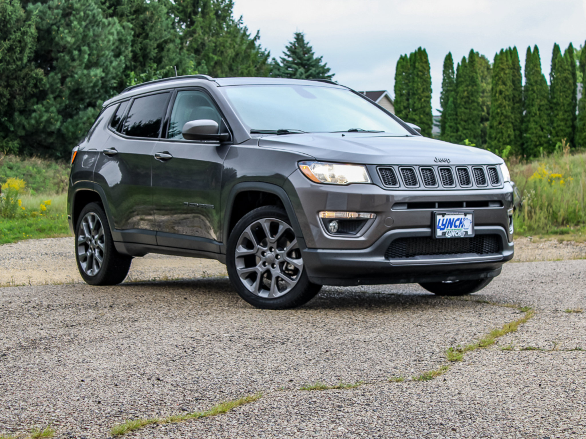 Used 2021 Jeep Compass Latitude w/ Sun and Sound Group AWD/4WD image 40
