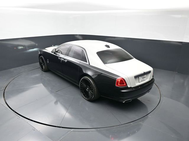 Used 2019 Rolls-Royce Ghost RWD image 15