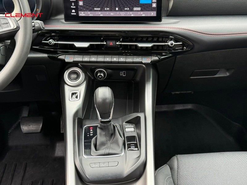 Used 2024 Dodge Hornet GT w/ GT Blacktop Package image 17