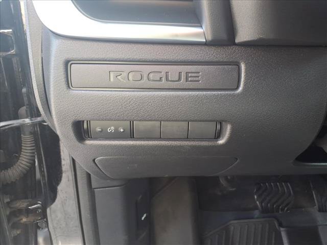 Used 2022 Nissan Rogue S AWD/4WD image 20