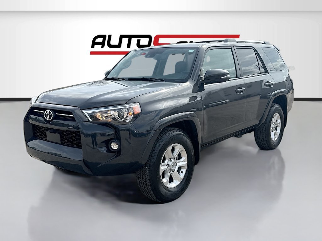 Used 2024 Toyota 4Runner SR5 Premium w/ Moonroof Package RWD image 3
