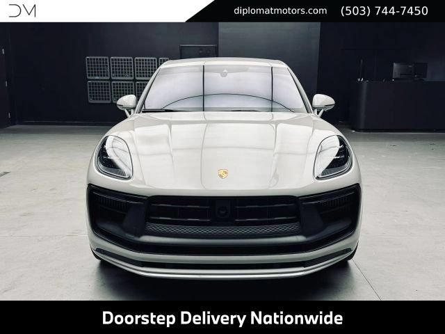 Used 2022 Porsche Macan GTS AWD/4WD image 11