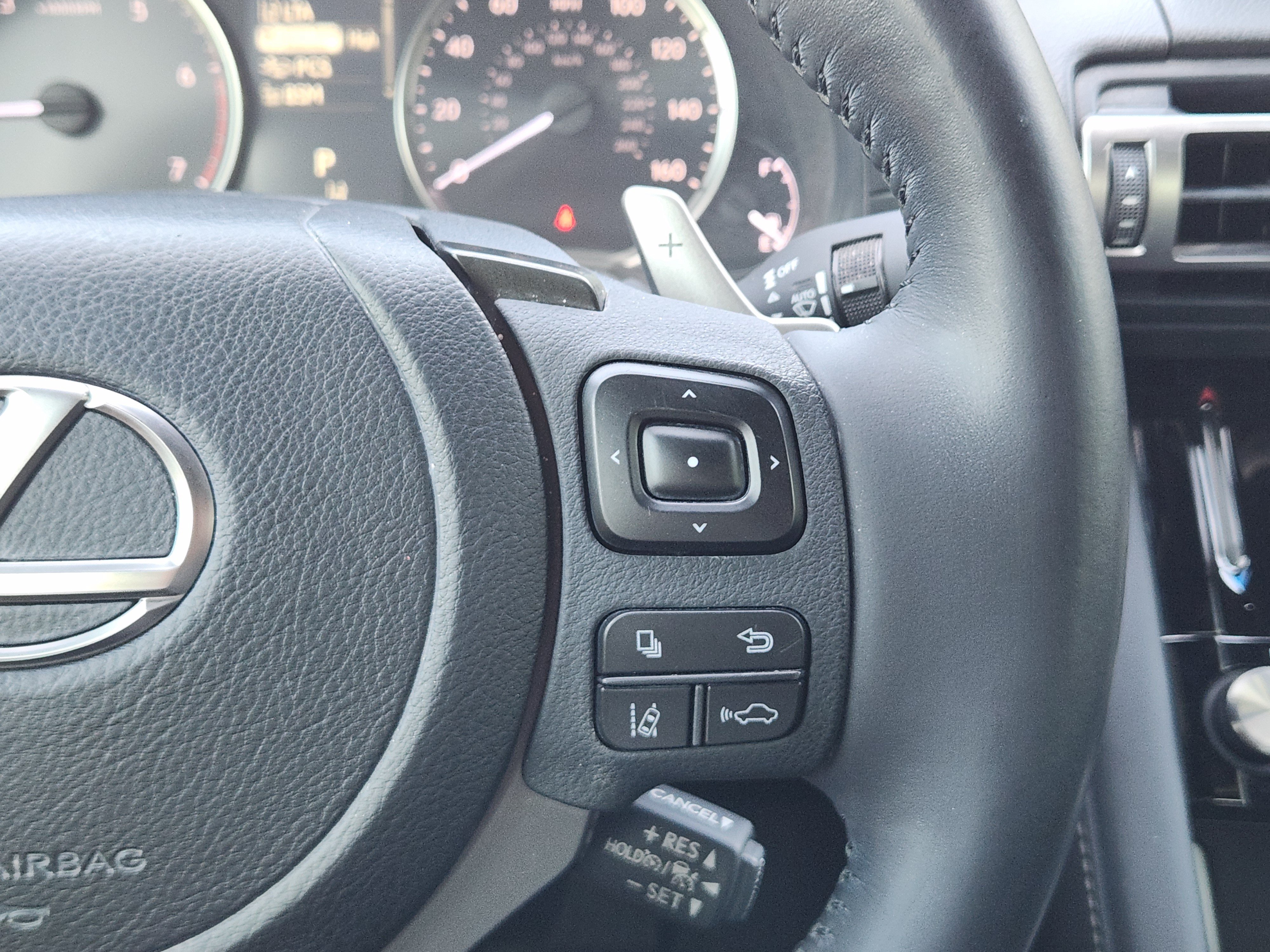 Used 2022 Lexus IS 300 w/ Premium Package RWD image 36