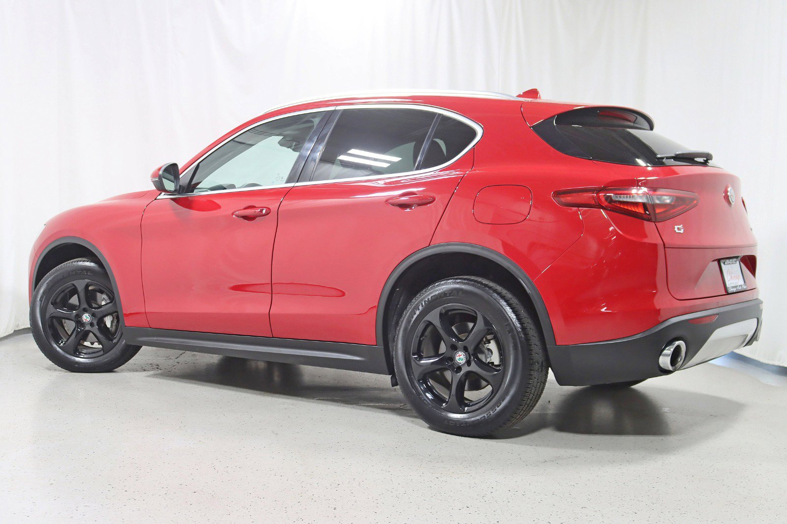Used 2020 Alfa Romeo Stelvio Sport w/ Cold Weather Package image 9