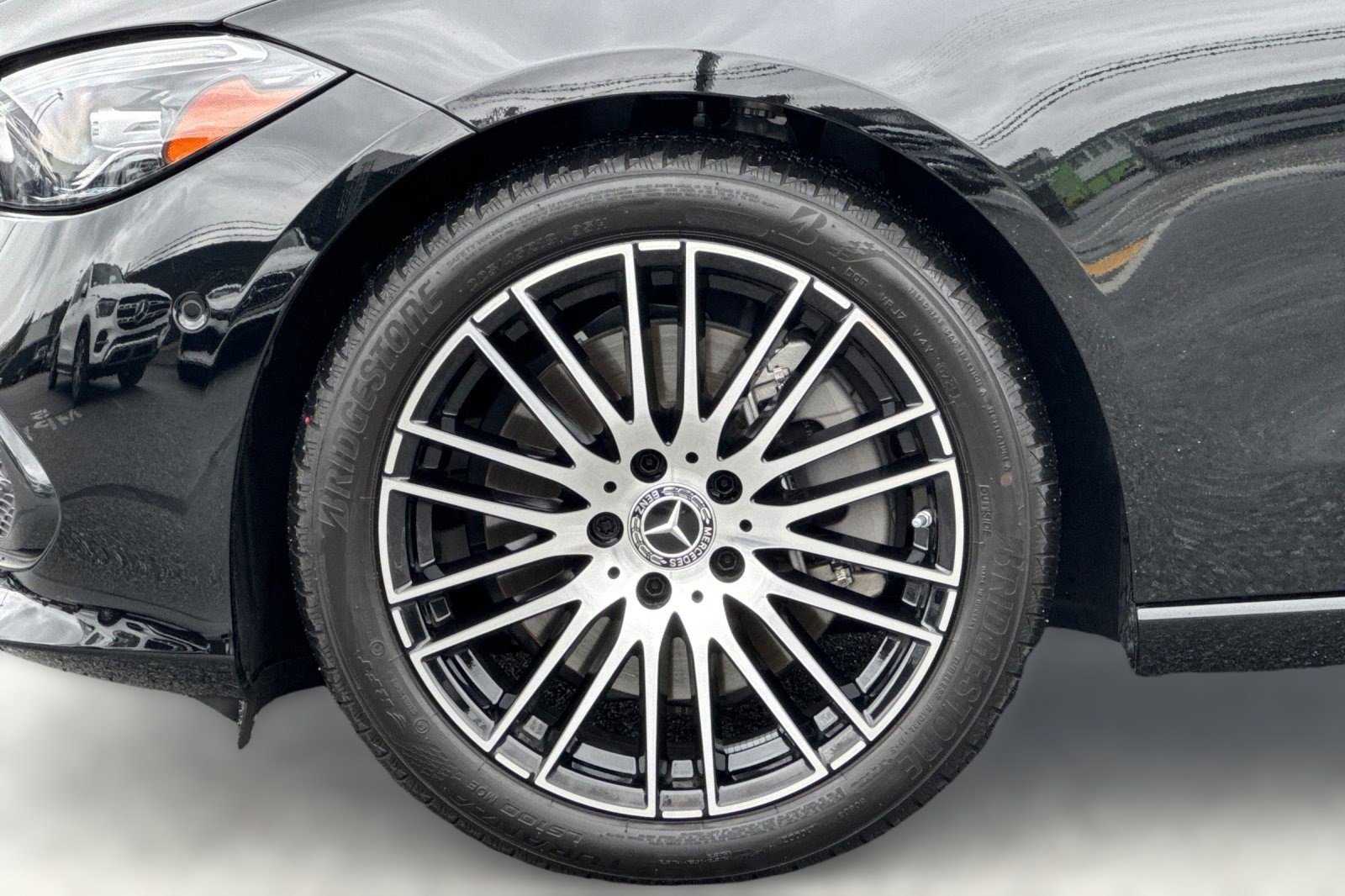 Certified 2025 Mercedes-Benz C 300 4MATIC Sedan image 11