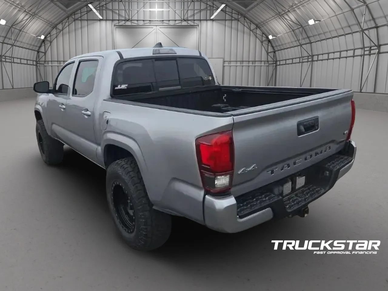 Used 2021 Toyota Tacoma SR AWD/4WD image 2