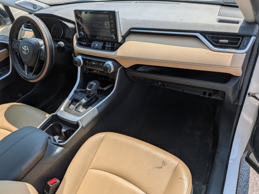 Used 2019 Toyota RAV4 XLE Premium w/ Advanced Technology Package FWD image 29
