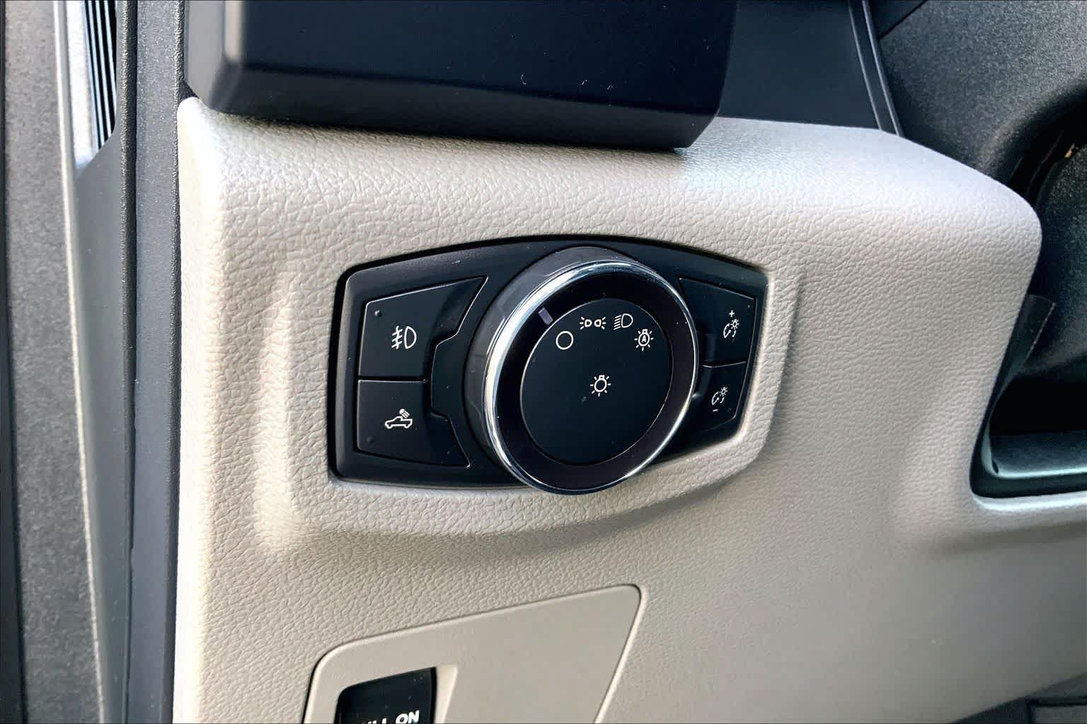 Used 2019 Ford F150 XL w/ Equipment Group 101A Mid RWD image 35