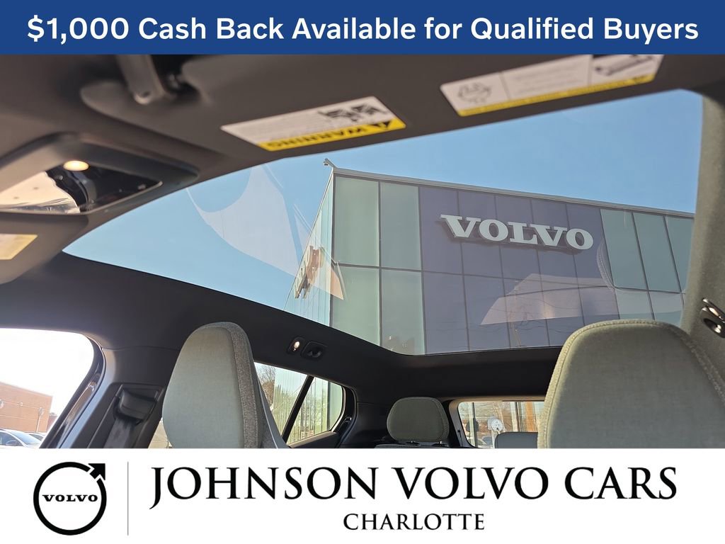 New 2026 Volvo EX30 Cross Country Ultra w/ Protection Package Premier image 32