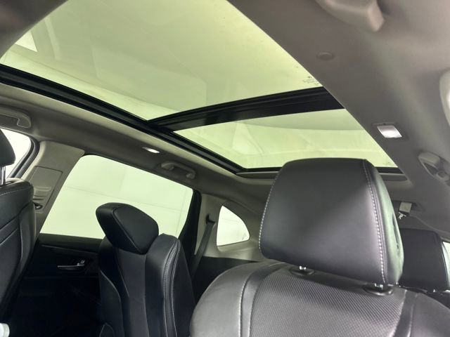 Used 2022 Acura MDX SH-AWD w/ Technology Package image 12