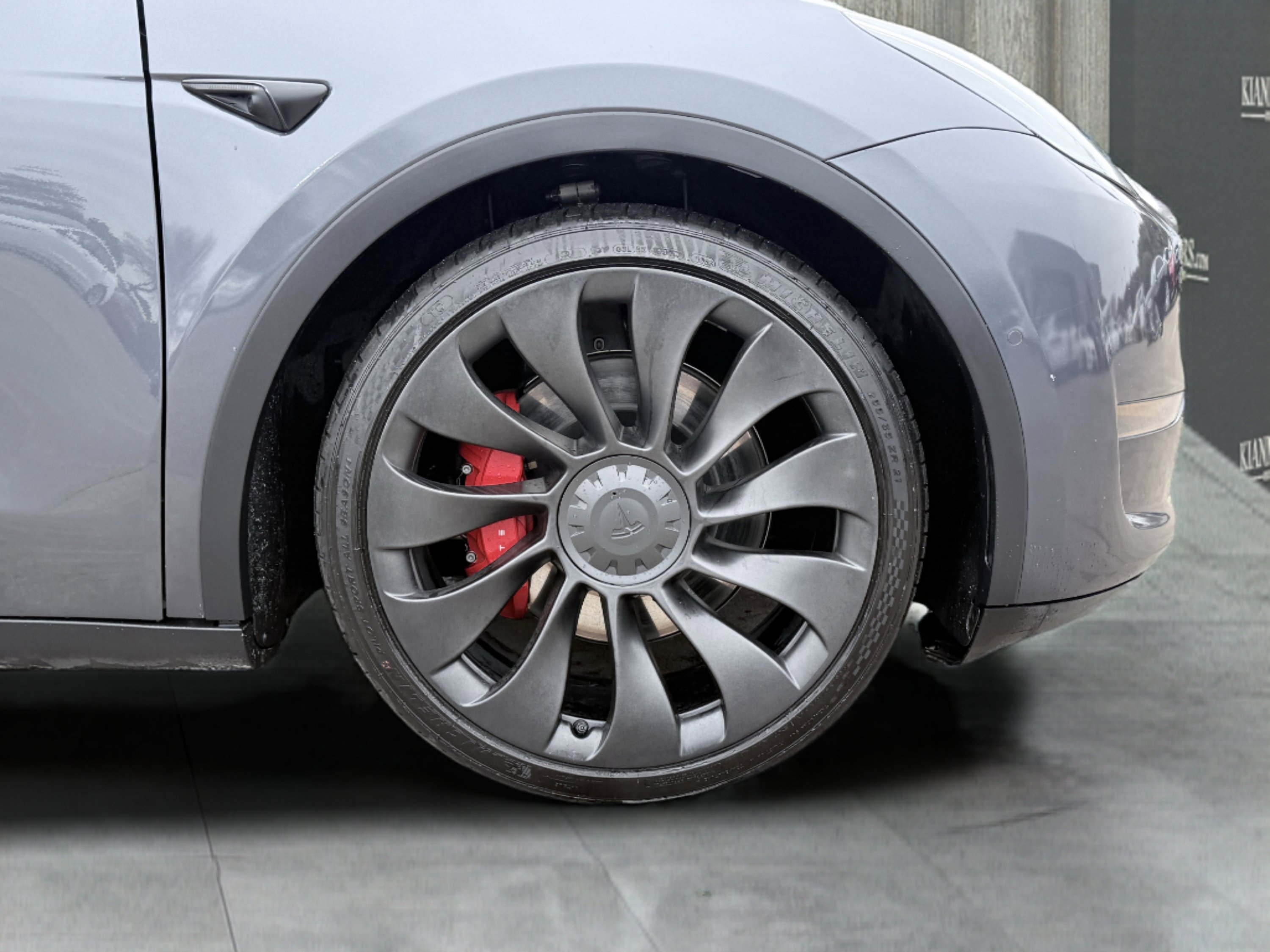 Used 2020 Tesla Model Y Performance image 15