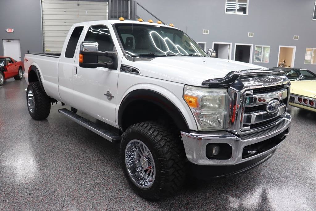 Used 2011 Ford F250 Lariat w/ Chrome Pkg AWD/4WD image 7