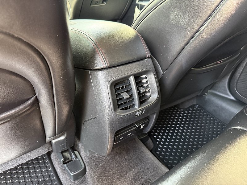 Used 2019 Jeep Cherokee Trailhawk w/ Cold Weather Group AWD/4WD image 24