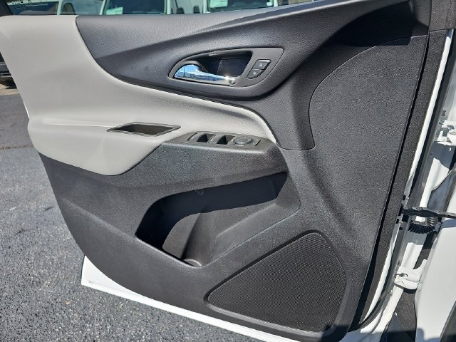 Used 2024 Chevrolet Equinox LS w/ LS Convenience Package FWD image 31