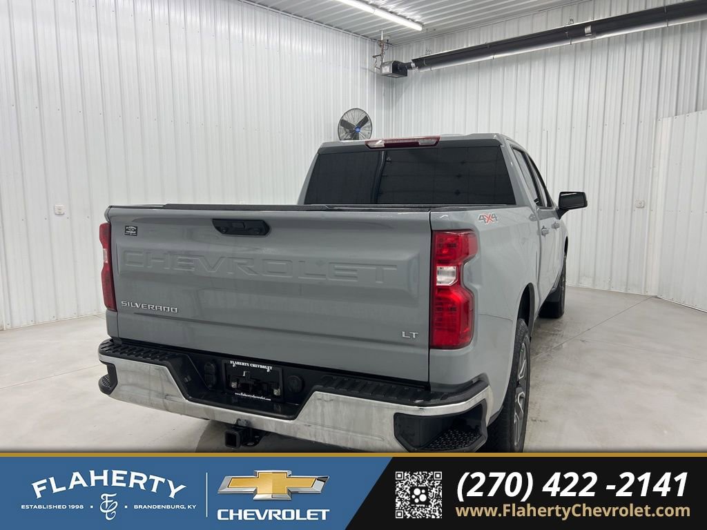 Used 2024 Chevrolet Silverado 1500 LT AWD/4WD image 3