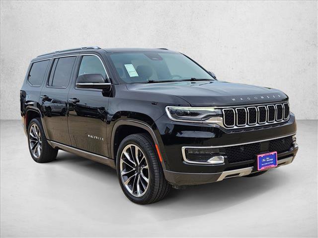 Used 2022 Jeep Wagoneer Series III w/ Premium Group I AWD/4WD video 3