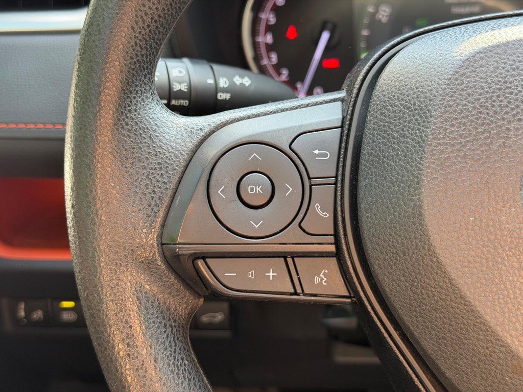 Used 2019 Toyota RAV4 Adventure AWD/4WD image 17