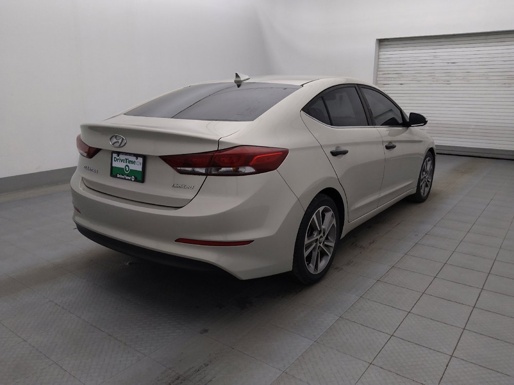 Used 2018 Hyundai Elantra Limited image 9