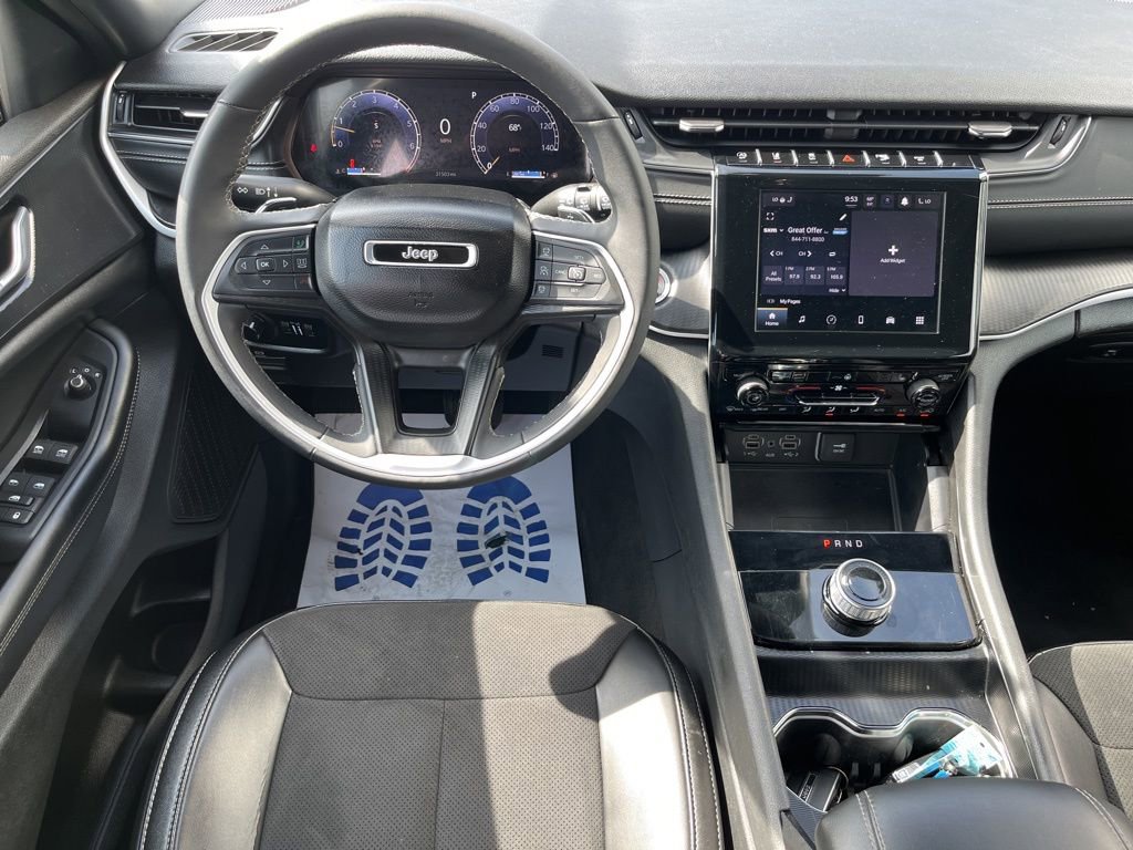 Used 2024 Jeep Grand Cherokee Altitude image 13
