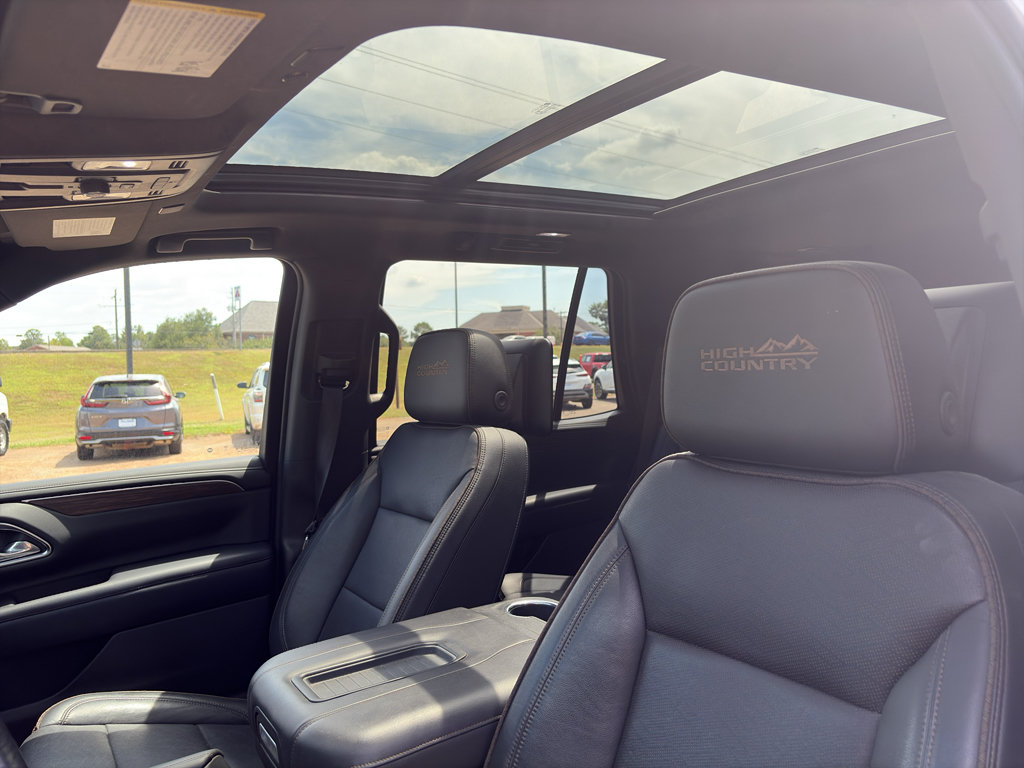 Used 2021 Chevrolet Tahoe High Country RWD image 32