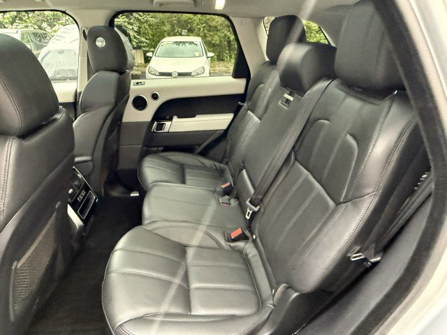 Used 2016 Land Rover Range Rover Sport HSE AWD/4WD image 8