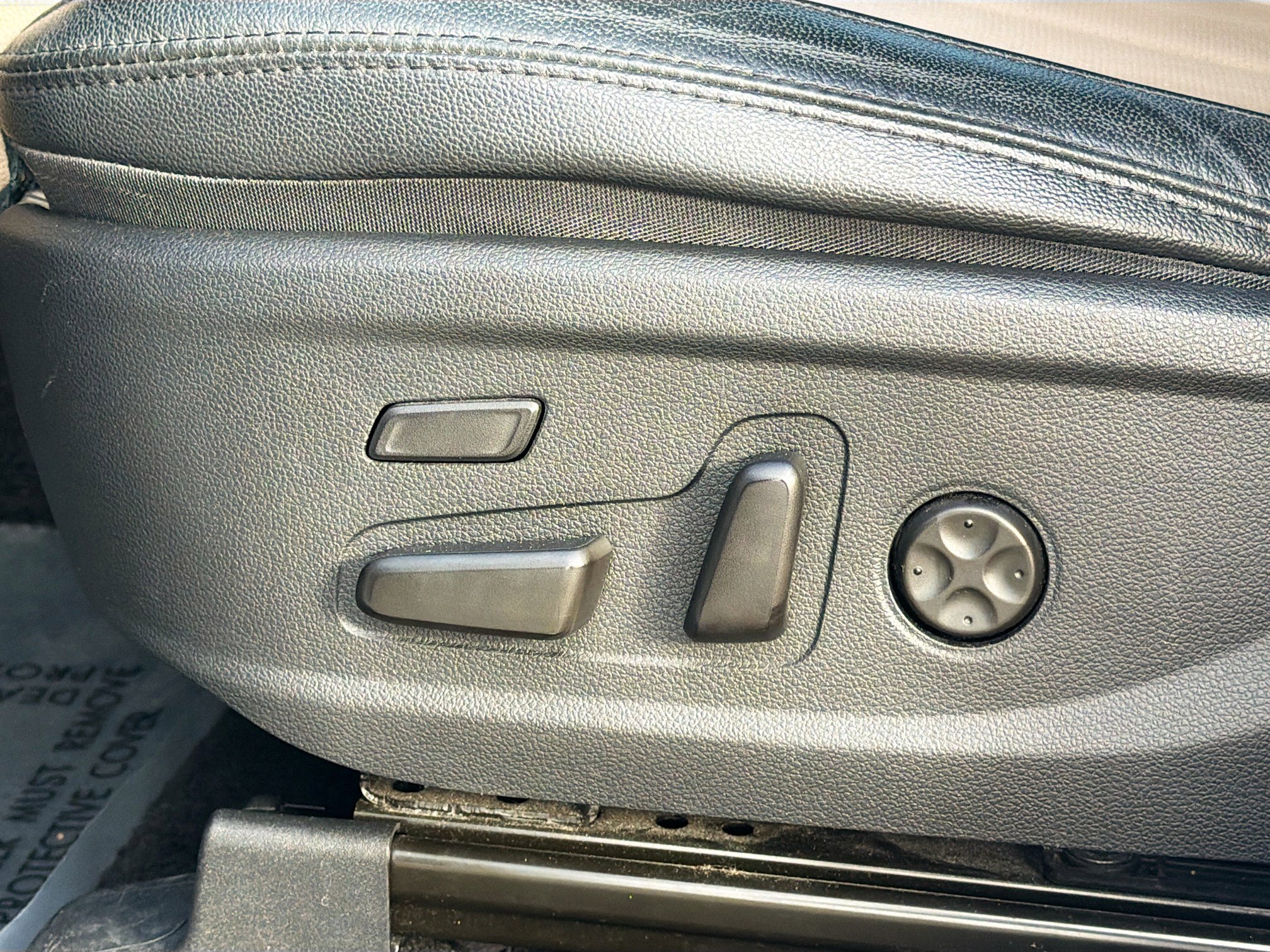 Used 2019 Hyundai Santa Fe FWD image 26