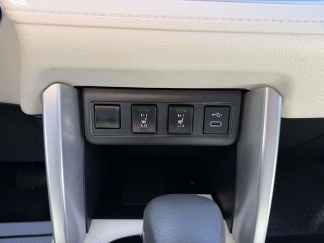 Used 2023 Toyota Corolla Cross XLE w/ Convenience Package AWD/4WD image 23