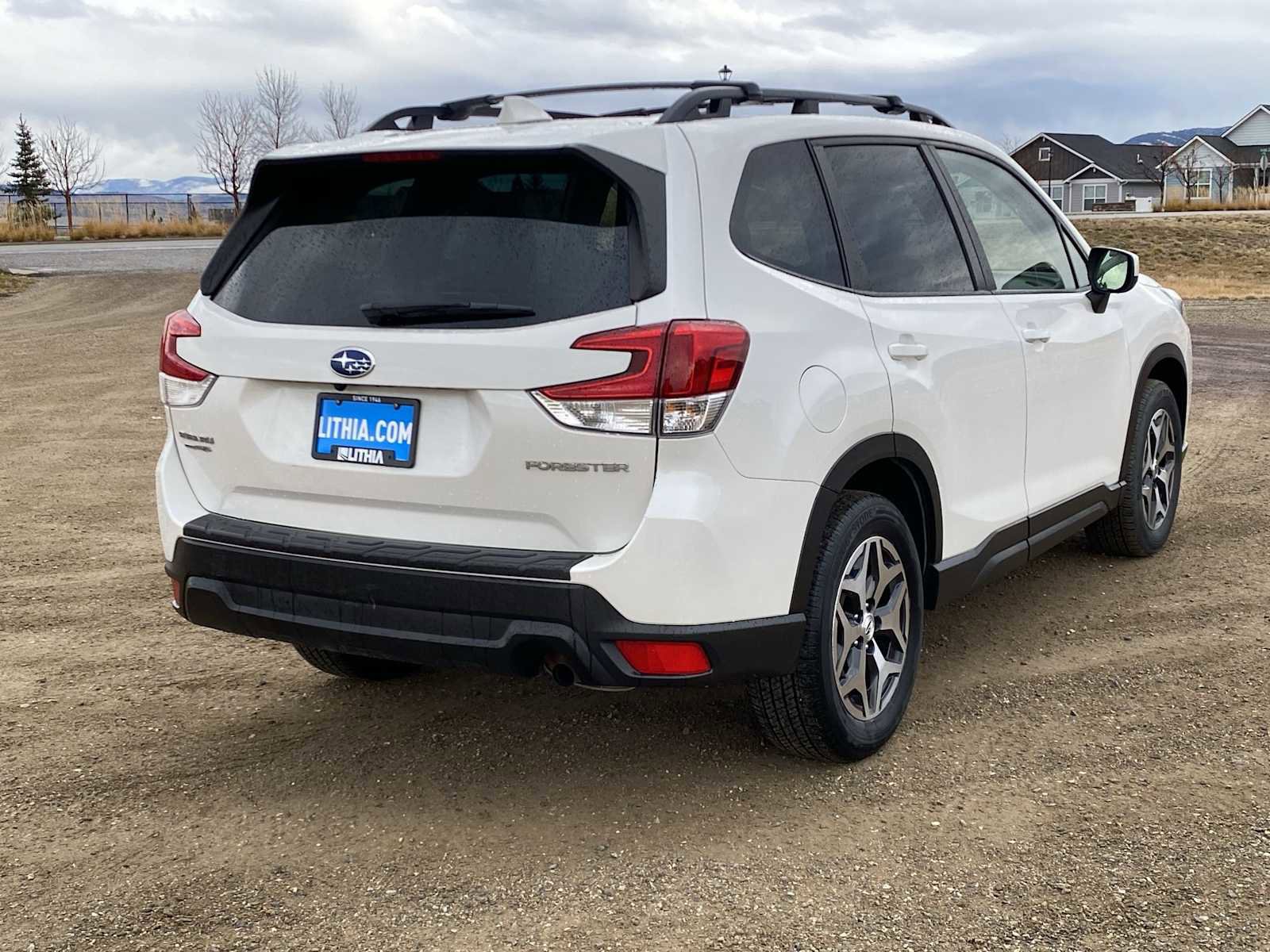 Used 2023 Subaru Forester Premium image 12